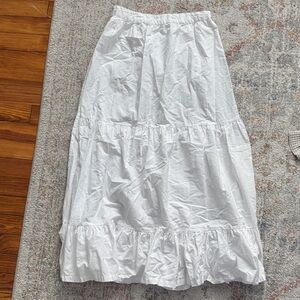 Elegant White Tiered Skirt